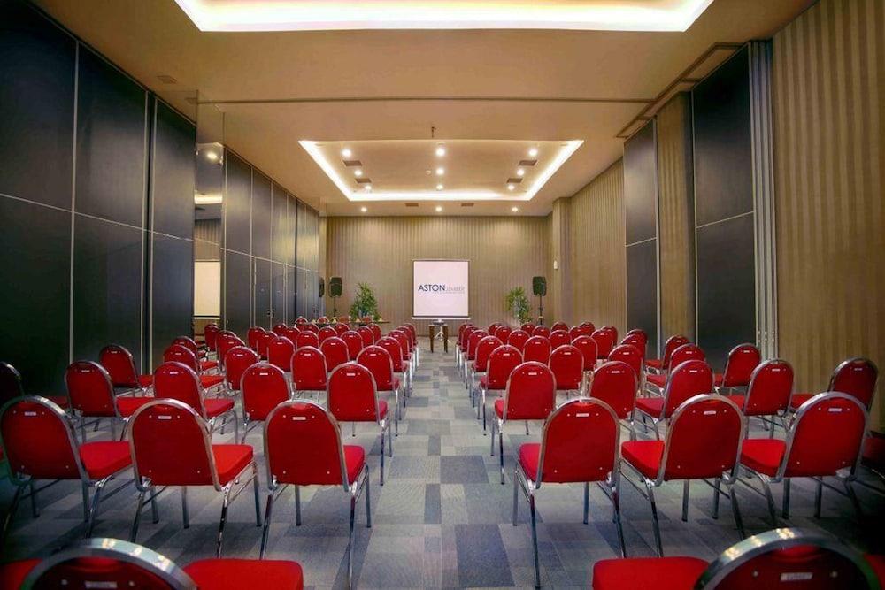 Aston Jember Hotel & Conference Center Dış mekan fotoğraf