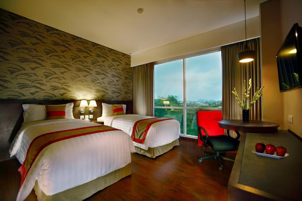 Aston Jember Hotel & Conference Center Dış mekan fotoğraf