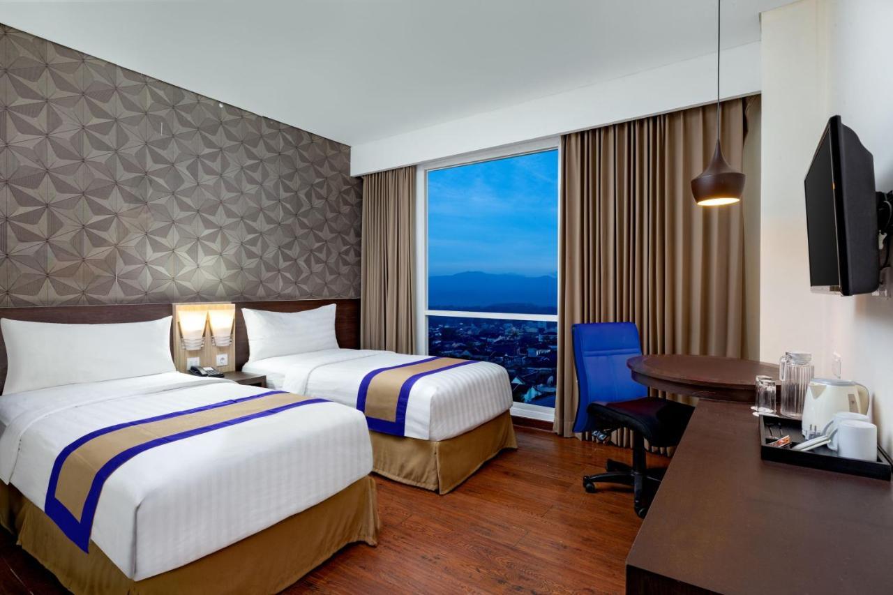 Aston Jember Hotel & Conference Center Dış mekan fotoğraf
