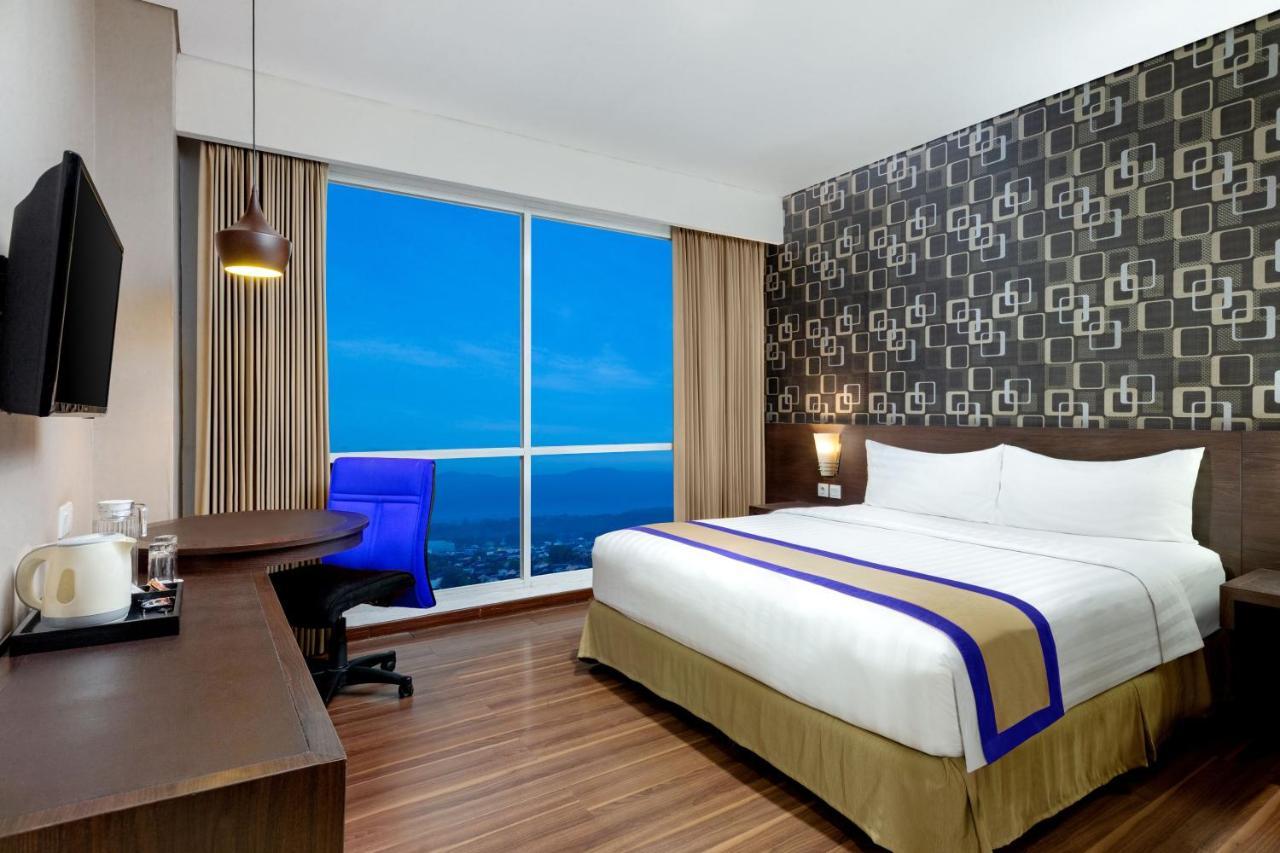 Aston Jember Hotel & Conference Center Dış mekan fotoğraf