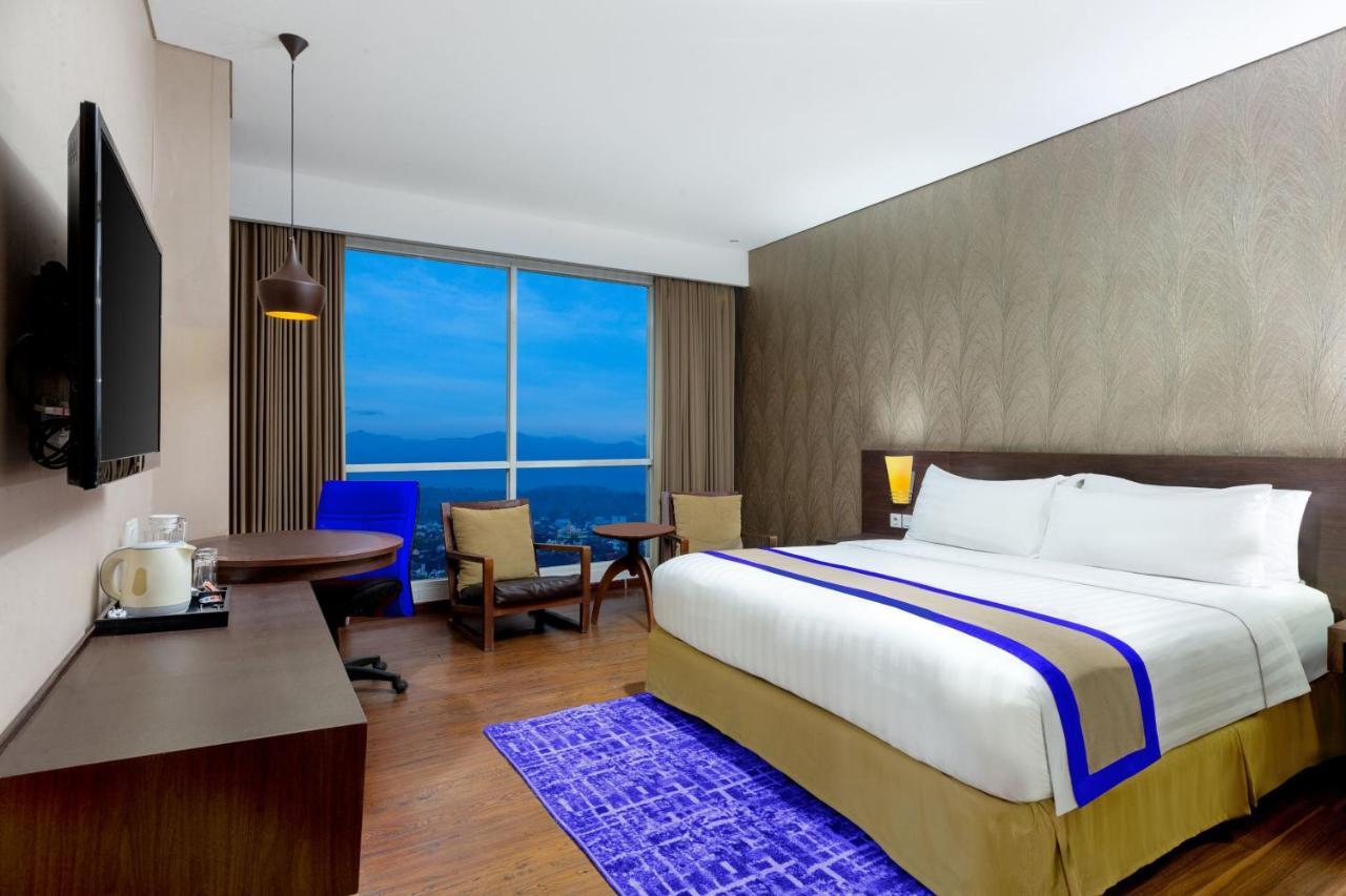 Aston Jember Hotel & Conference Center Dış mekan fotoğraf